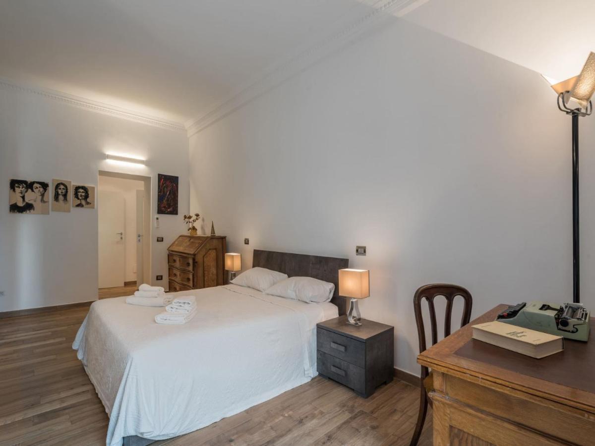 The Best Rent - Elegant Three-Bedroom Apartment A Few Steps From Fontana Di Trevi Eksteriør bilde
