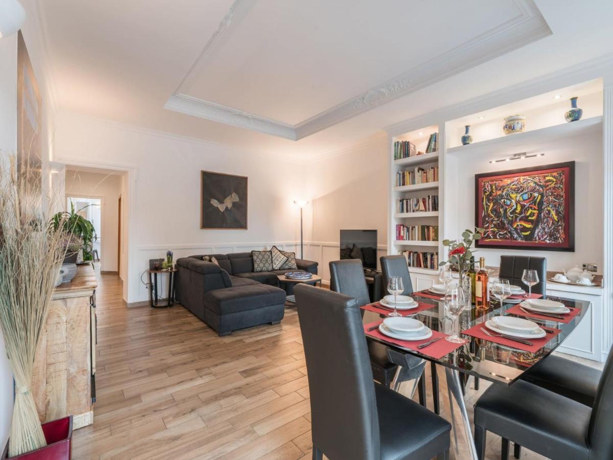 The Best Rent - Elegant Three-Bedroom Apartment A Few Steps From Fontana Di Trevi Eksteriør bilde