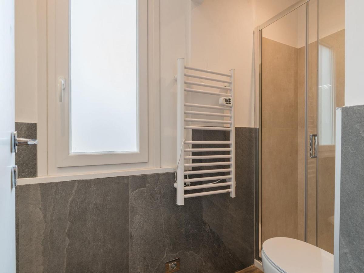 The Best Rent - Elegant Three-Bedroom Apartment A Few Steps From Fontana Di Trevi Eksteriør bilde