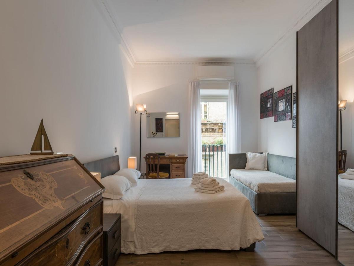 The Best Rent - Elegant Three-Bedroom Apartment A Few Steps From Fontana Di Trevi Eksteriør bilde