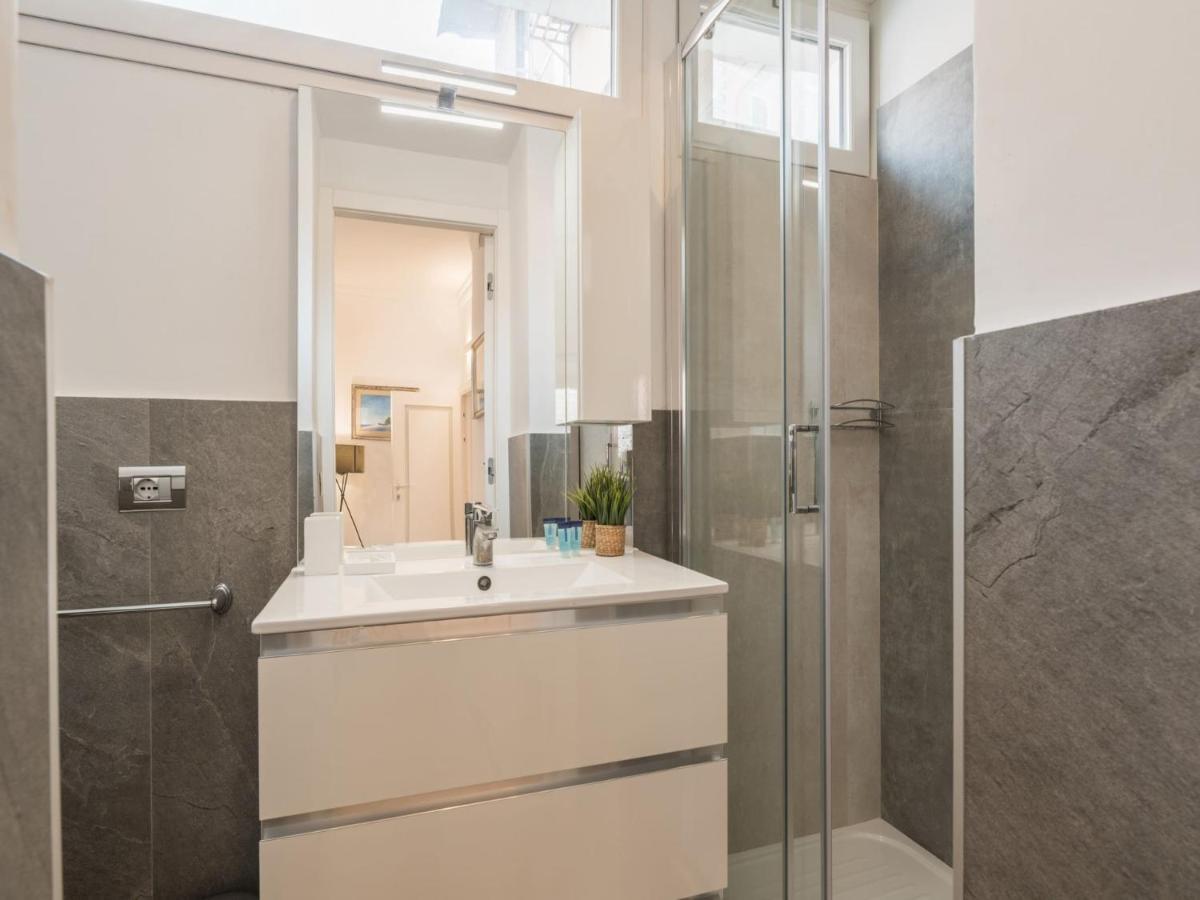 The Best Rent - Elegant Three-Bedroom Apartment A Few Steps From Fontana Di Trevi Eksteriør bilde